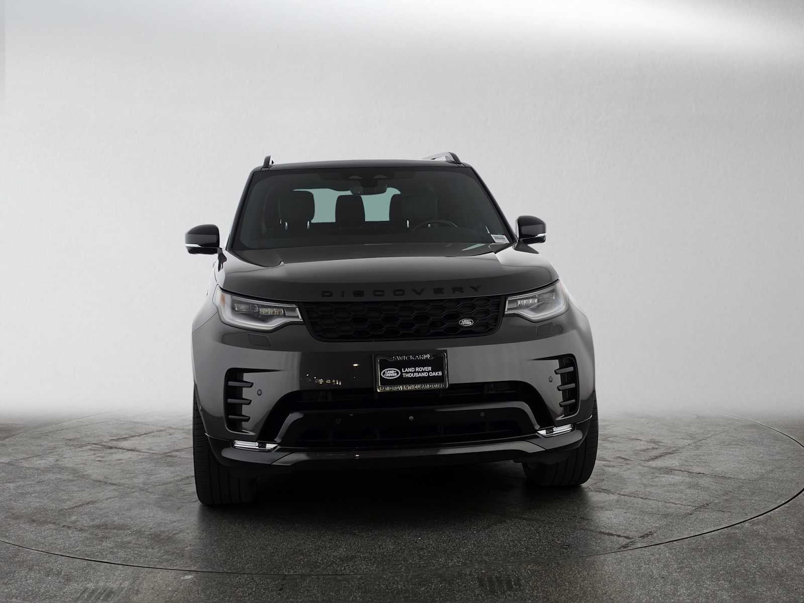 2025 Land Rover Discovery Dynamic SE