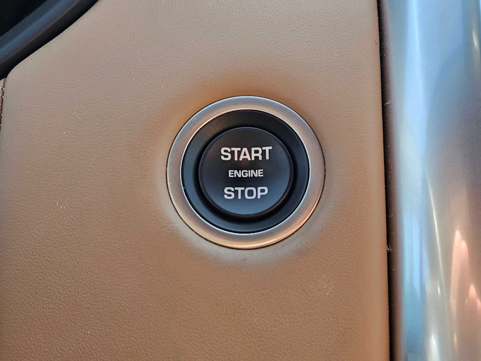 2023 Land Rover Discovery HSE R-Dynamic