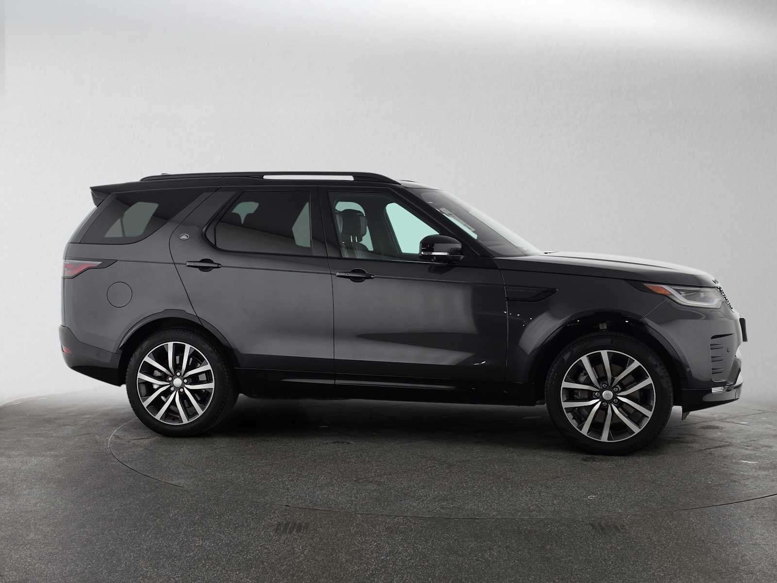 2023 Land Rover Discovery S R-Dynamic