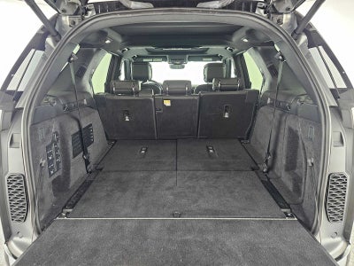 2024 Land Rover Discovery Metropolitan Edition