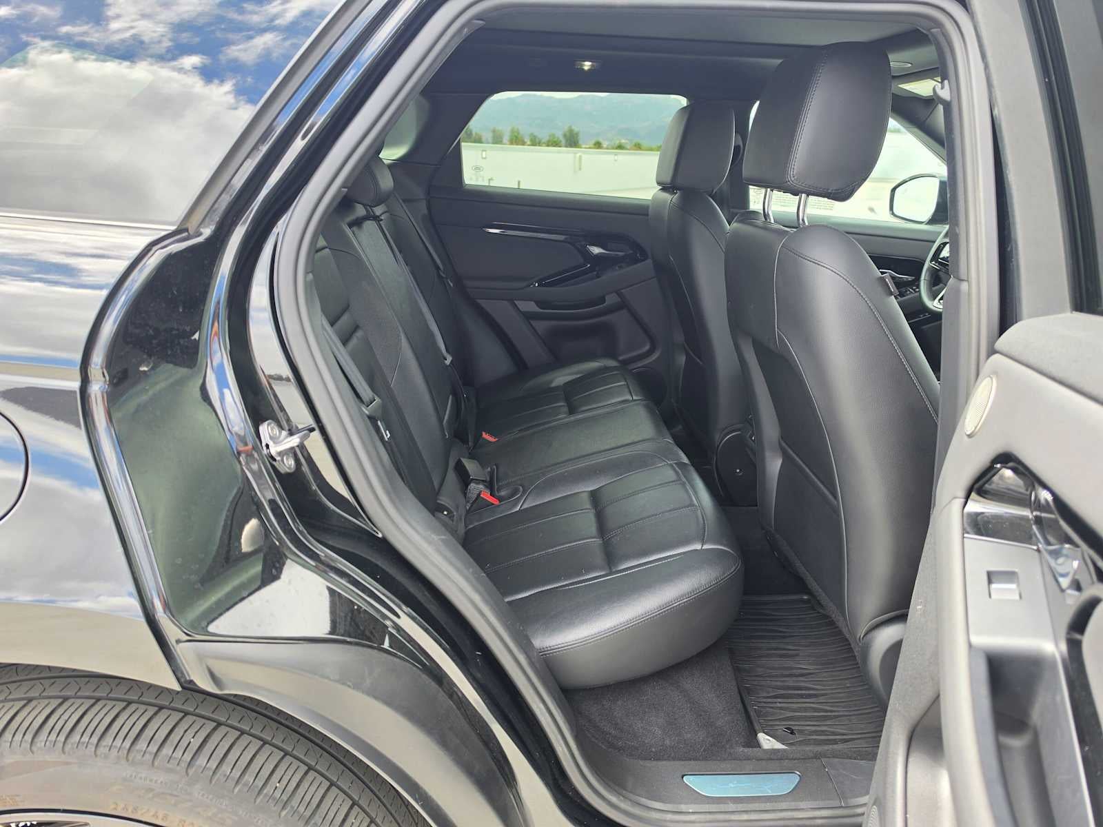2024 Land Rover Range Rover Evoque Dynamic SE