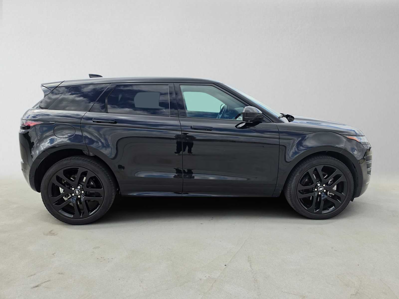 2024 Land Rover Range Rover Evoque Dynamic SE