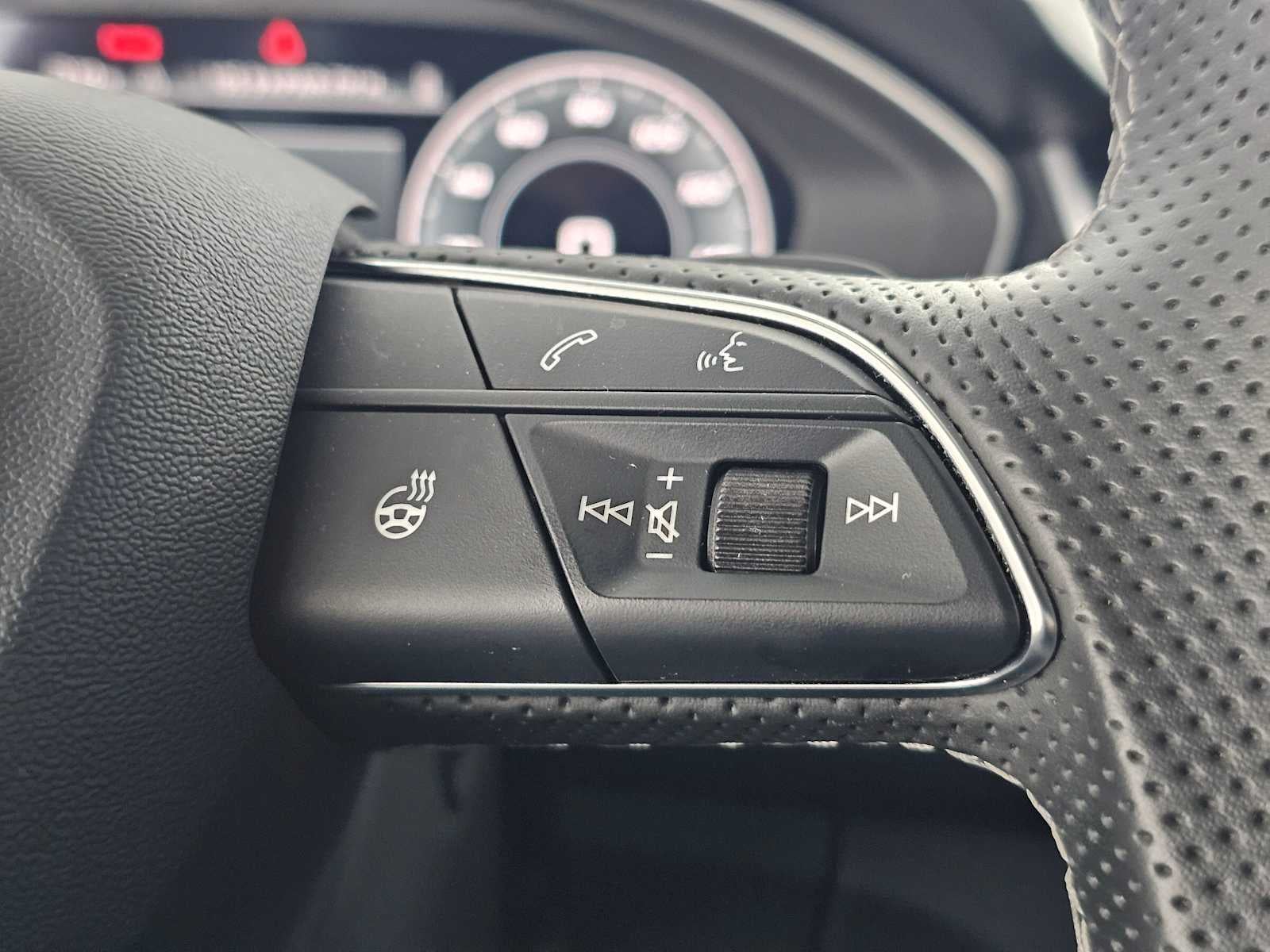 2023 Audi SQ5 Sportback Premium Plus