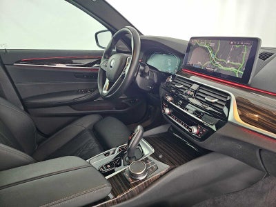 2023 BMW 530e 530e