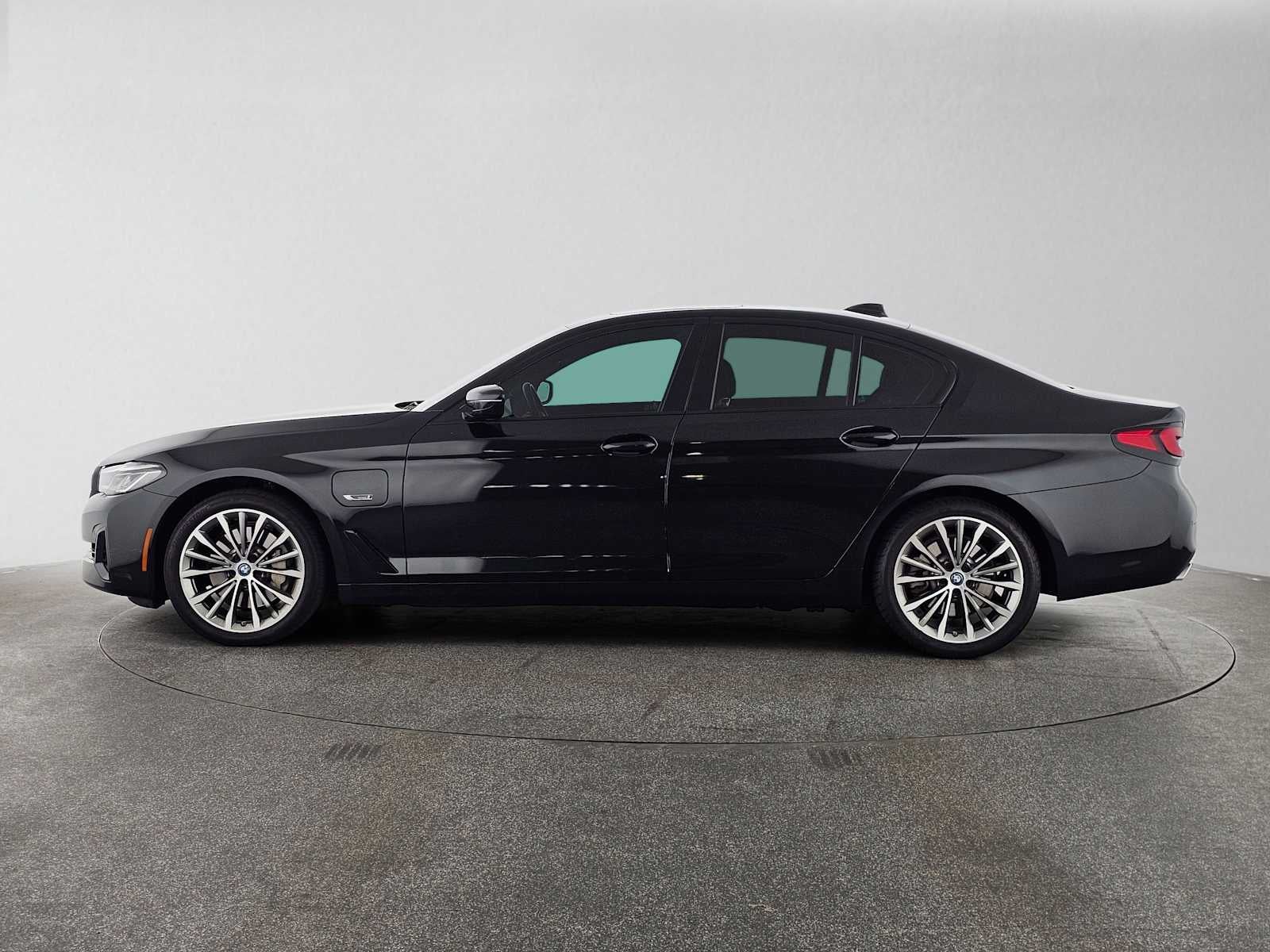 2023 BMW 530e 530e