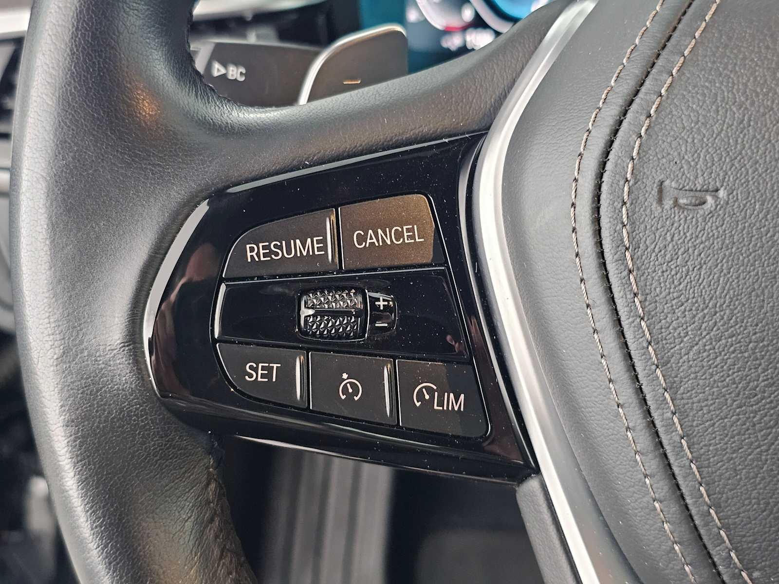 2023 BMW 530e 530e