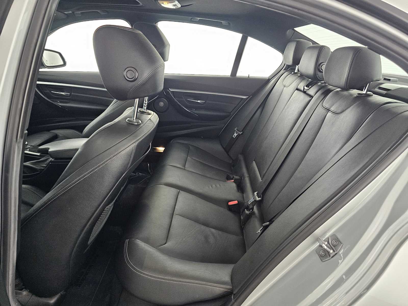 2016 BMW 3 Series 328i