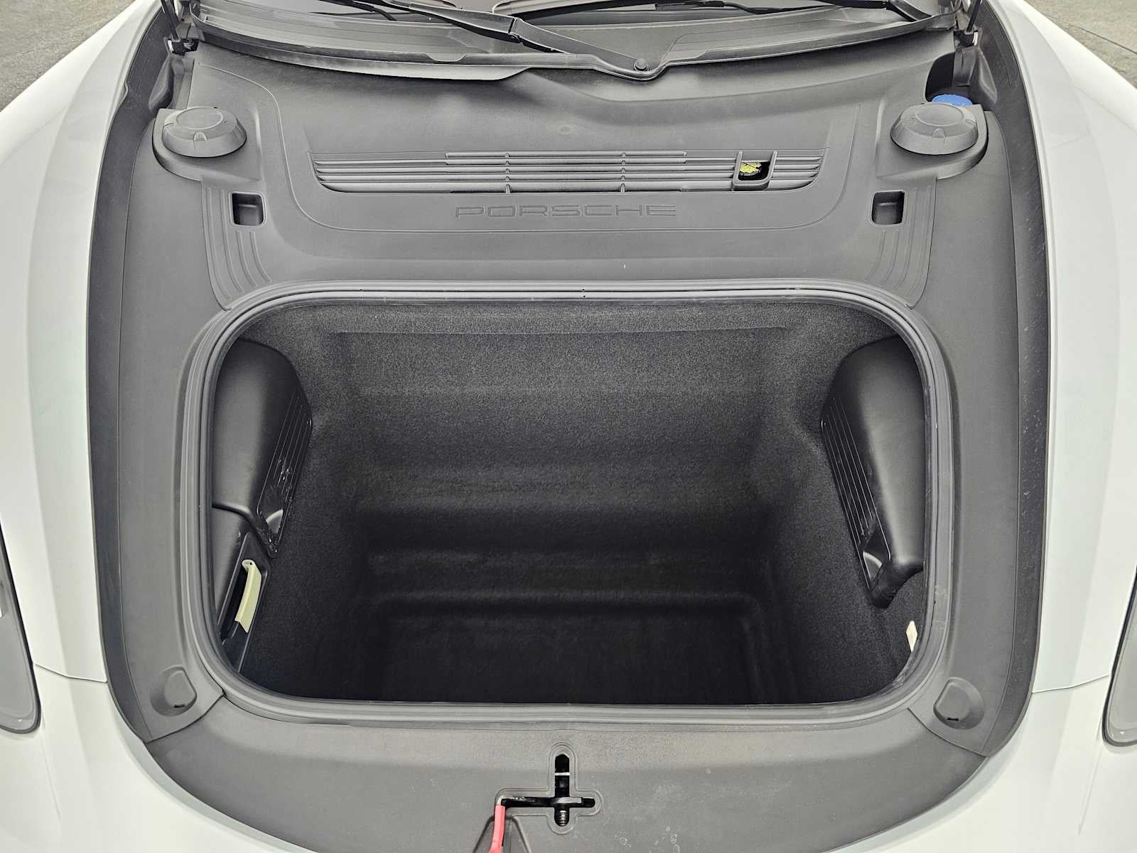 2022 Porsche 718 Cayman T