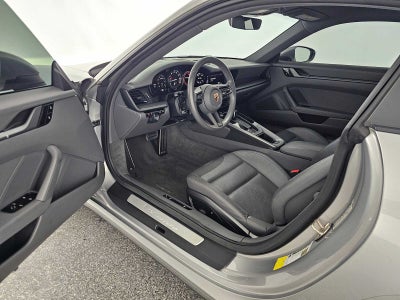 2021 Porsche 911 Carrera