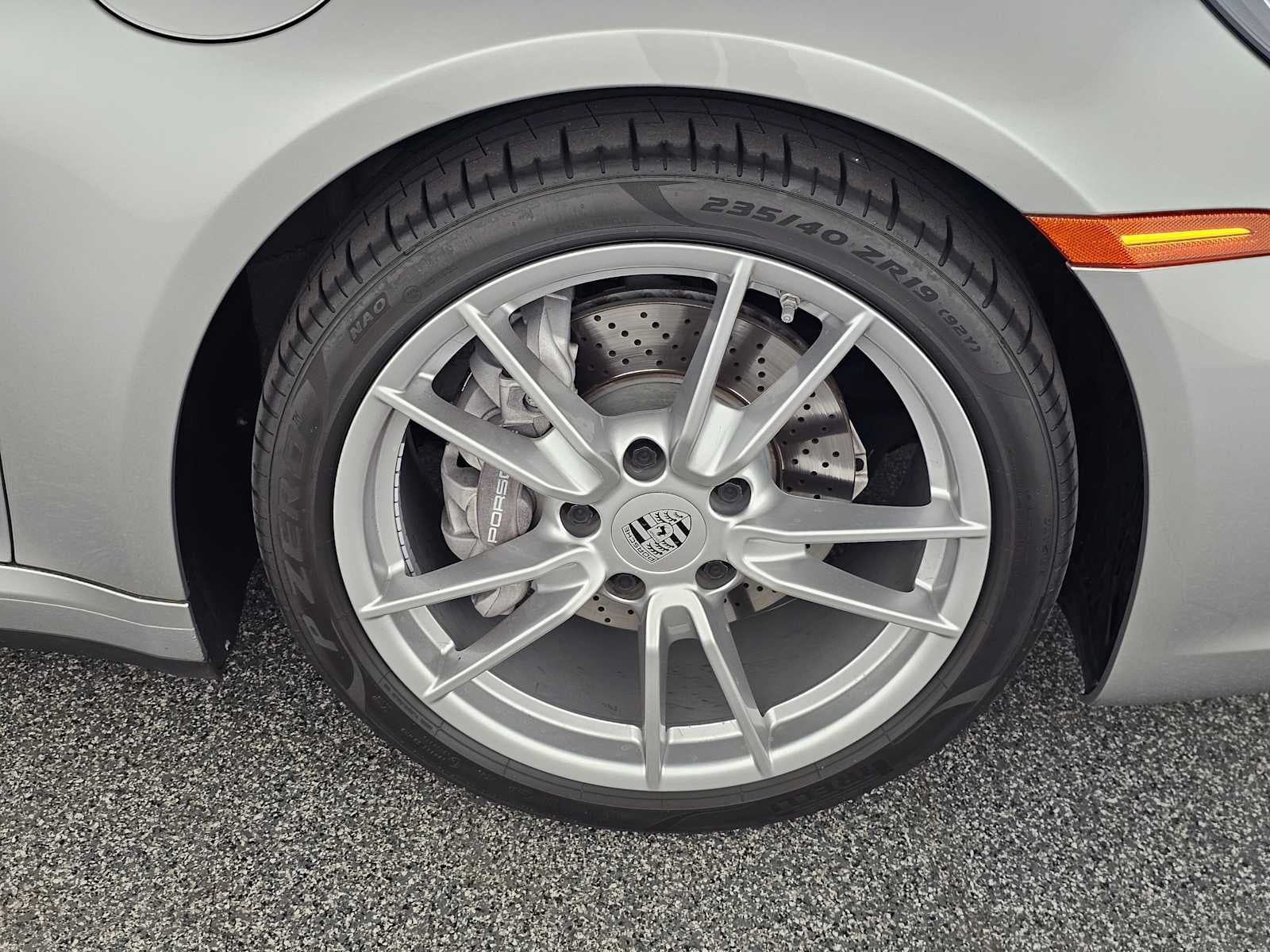 2021 Porsche 911 Carrera