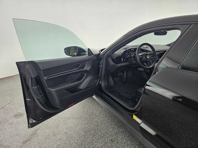 2023 Porsche Taycan RWD