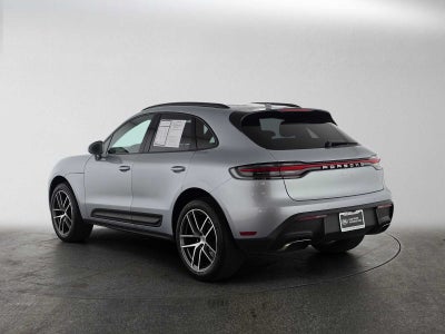 2025 Porsche Macan AWD