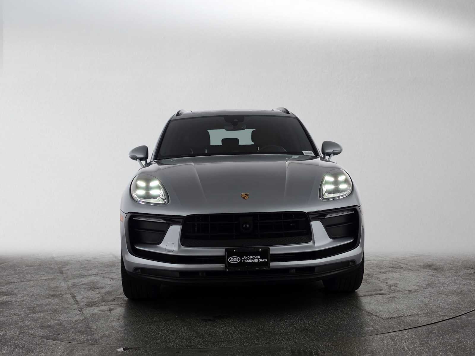 2025 Porsche Macan AWD