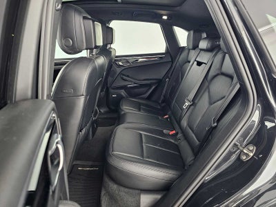 2021 Porsche Macan AWD