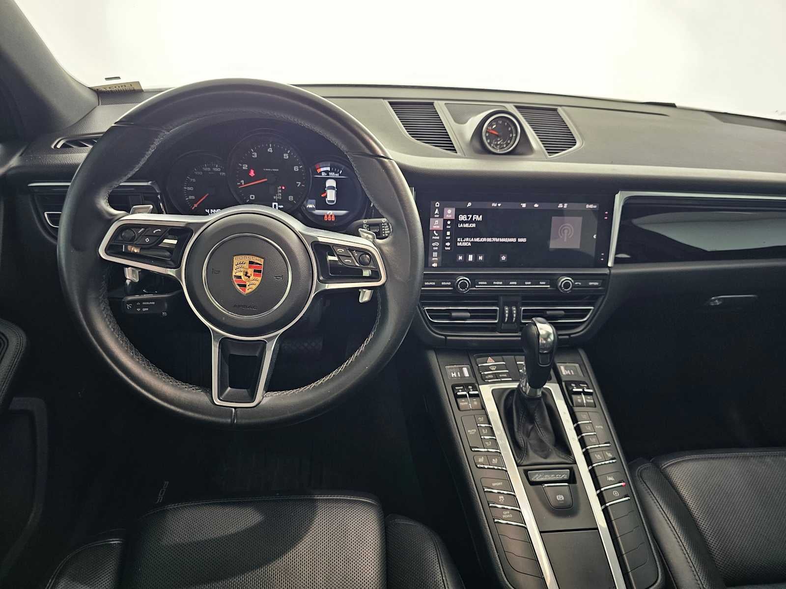 2021 Porsche Macan AWD