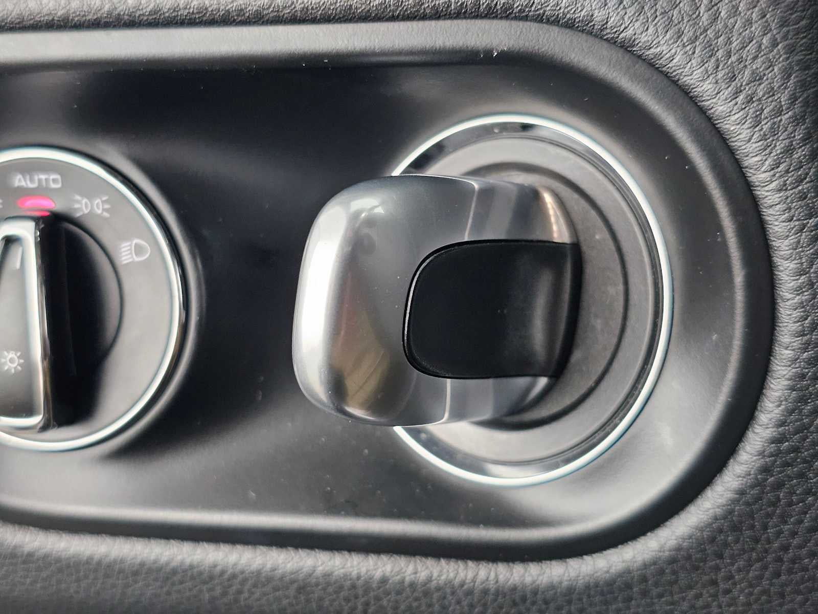 2021 Porsche Macan AWD