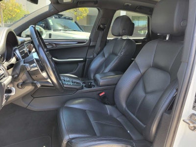 2021 Porsche Macan AWD