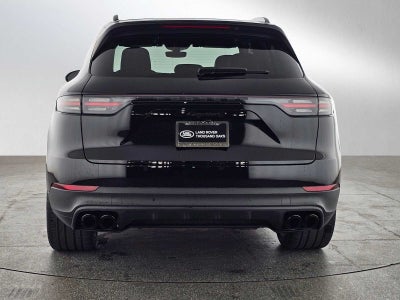 2022 Porsche Cayenne Platinum Edition