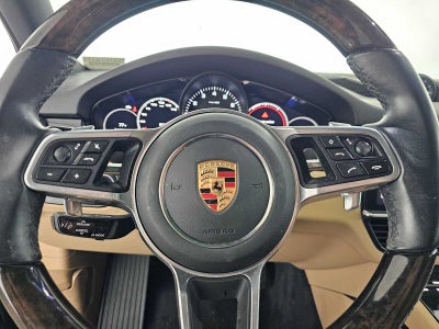 2023 Porsche Cayenne Platinum Edition