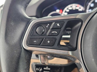 2023 Porsche Cayenne Platinum Edition