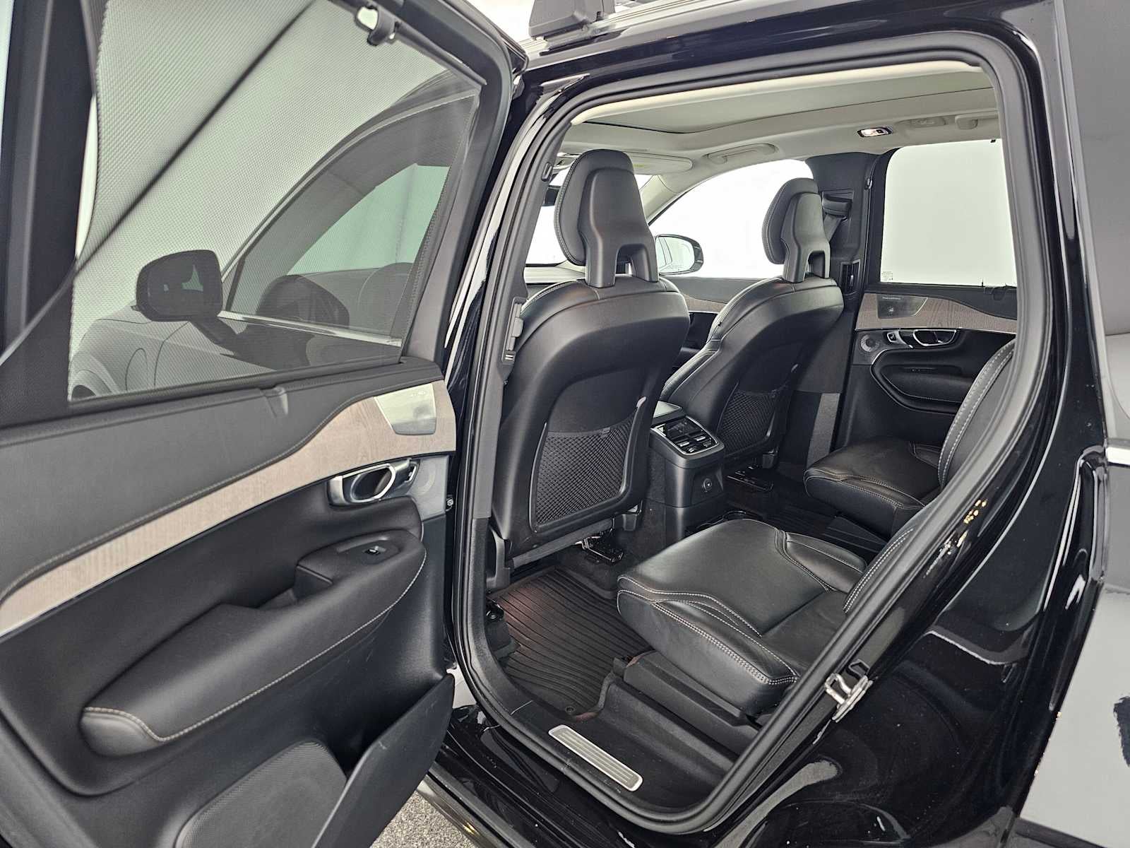 2022 Volvo XC90 Recharge Plug-In Hybrid Inscription