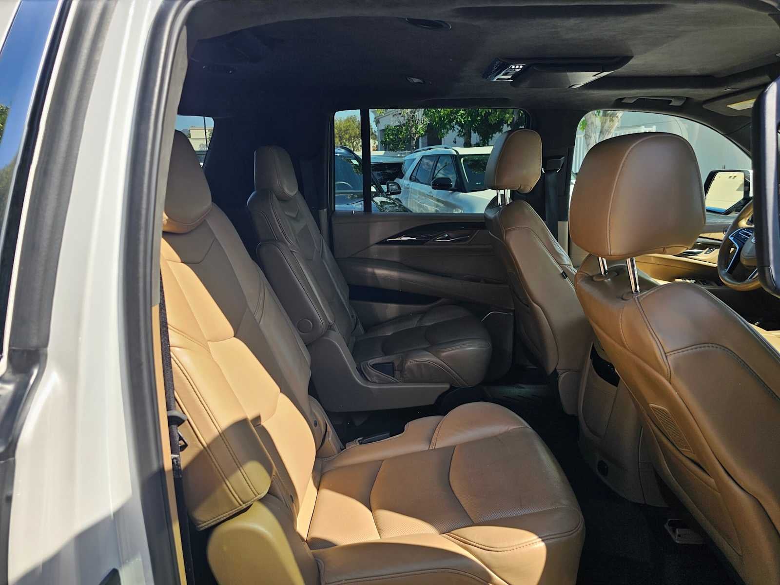 2020 Cadillac Escalade ESV Platinum