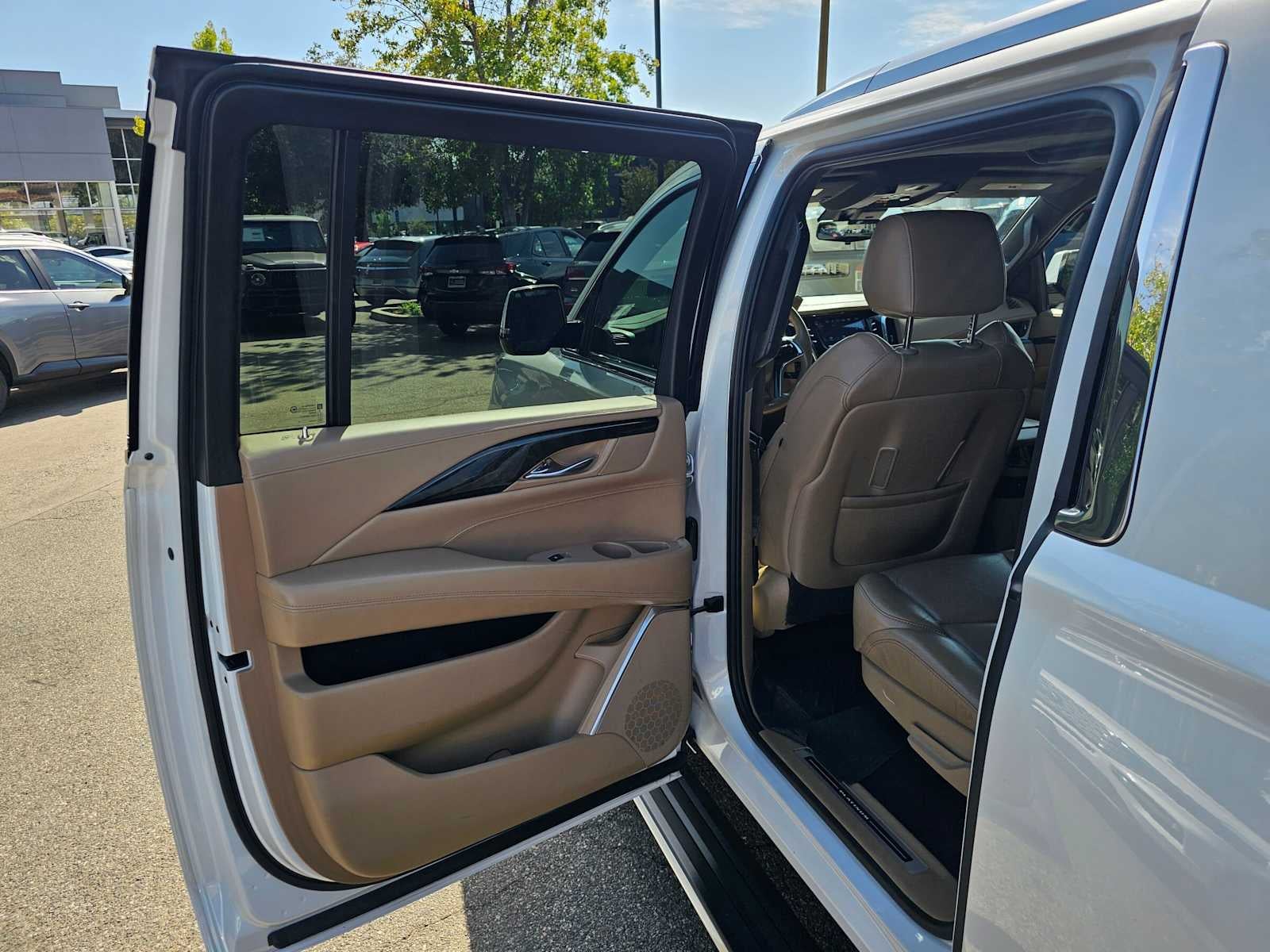 2020 Cadillac Escalade ESV Platinum