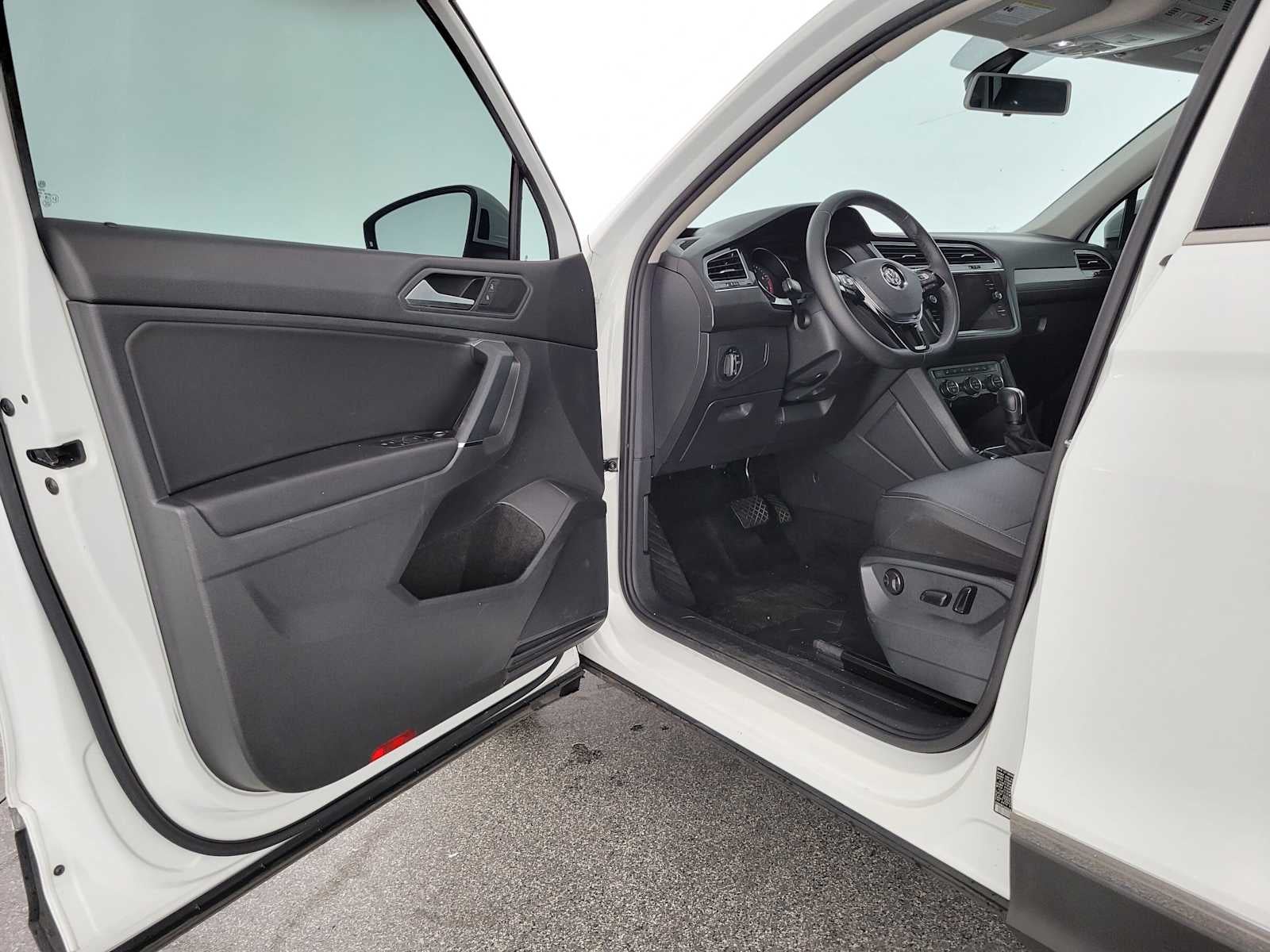 2020 Volkswagen Tiguan SE