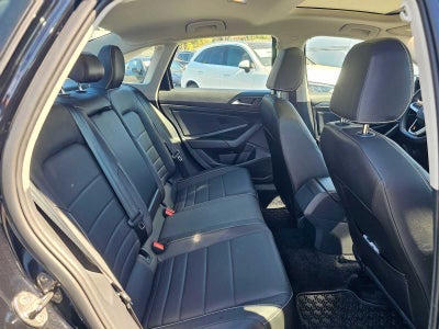 2023 Volkswagen Jetta SE