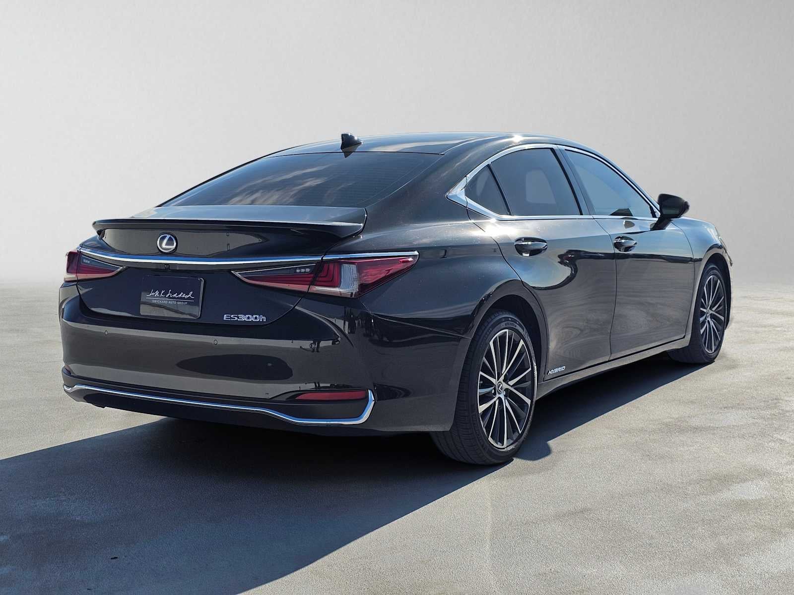 2022 Lexus ES 300h ES 300h