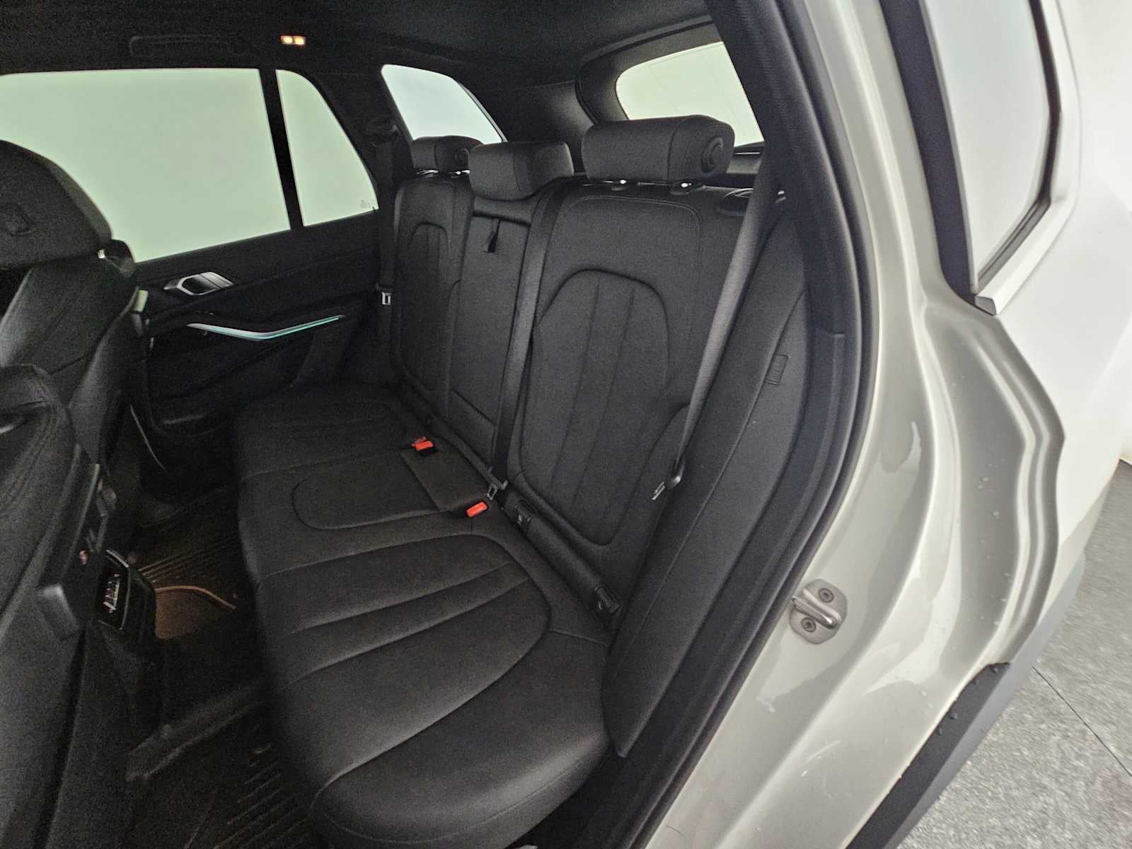 2021 BMW X5 sDrive40i sDrive40i