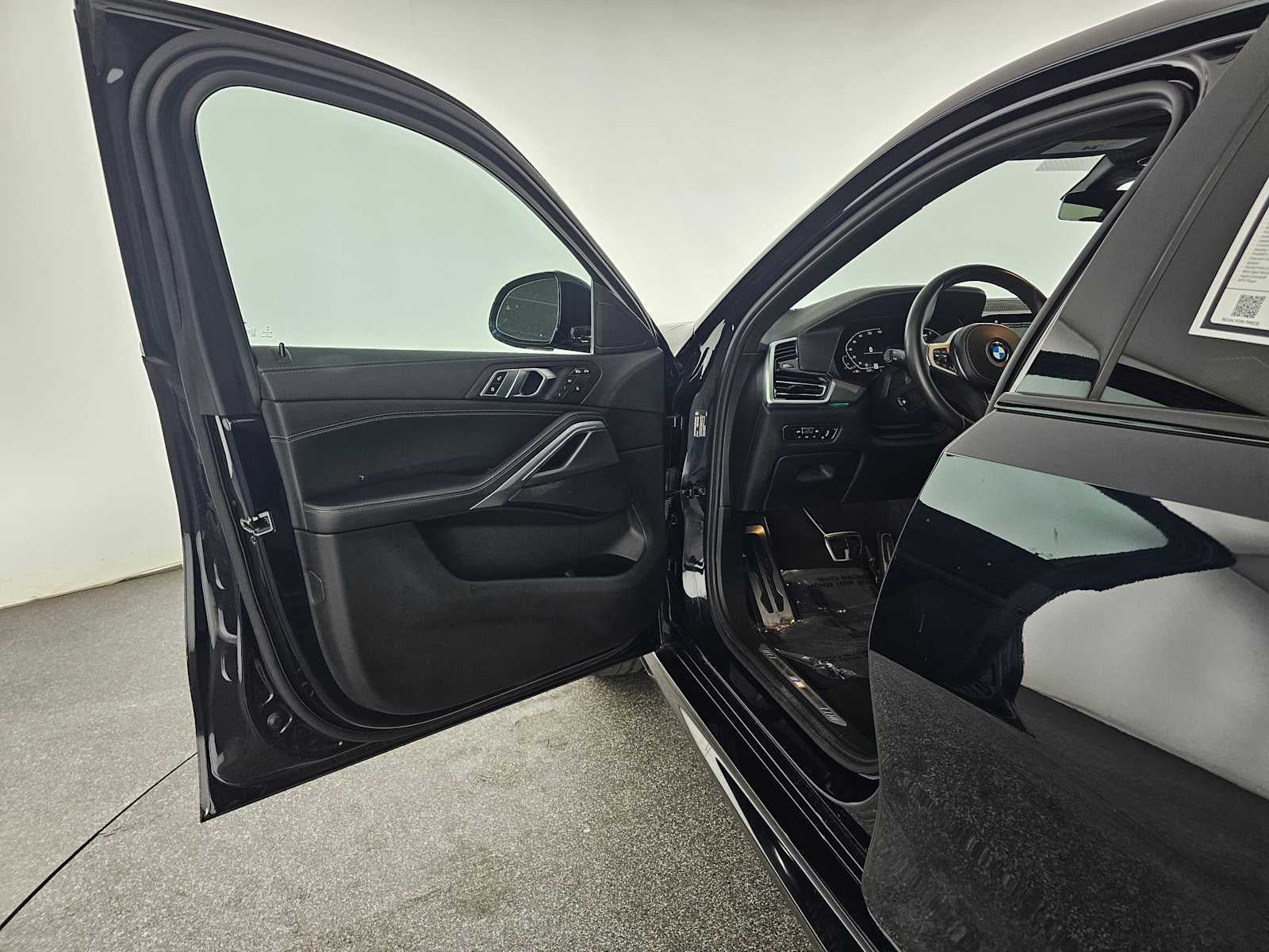 2022 BMW X6 xDrive40i xDrive40i