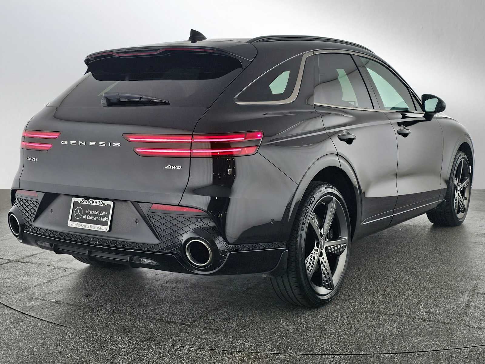 2023 Genesis GV70 2.5T