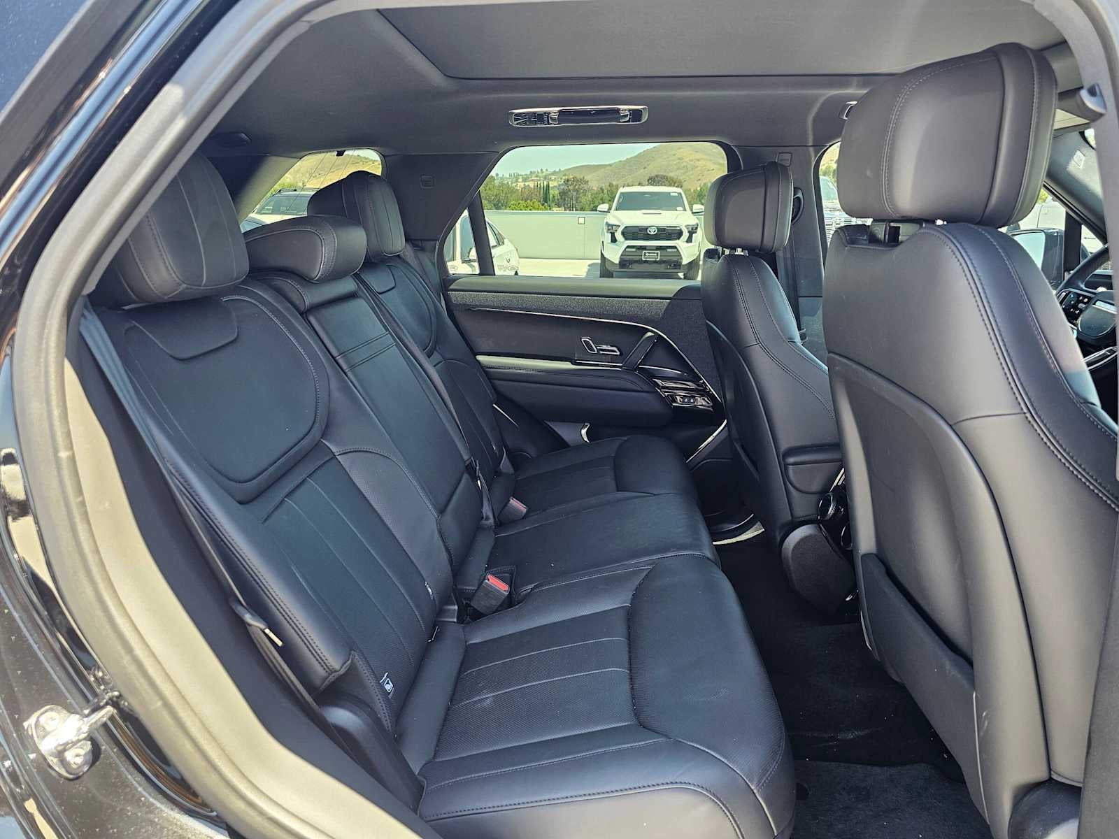 2024 Land Rover Range Rover Sport SE