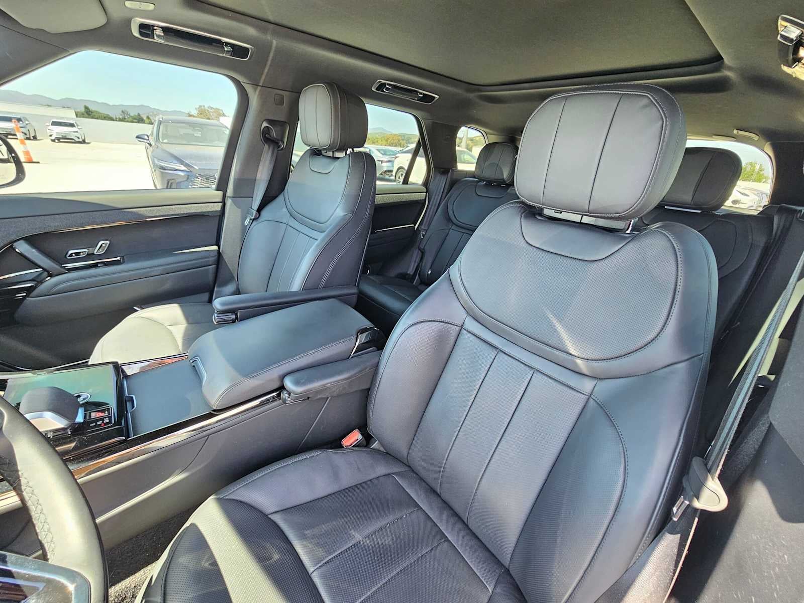 2024 Land Rover Range Rover Sport SE