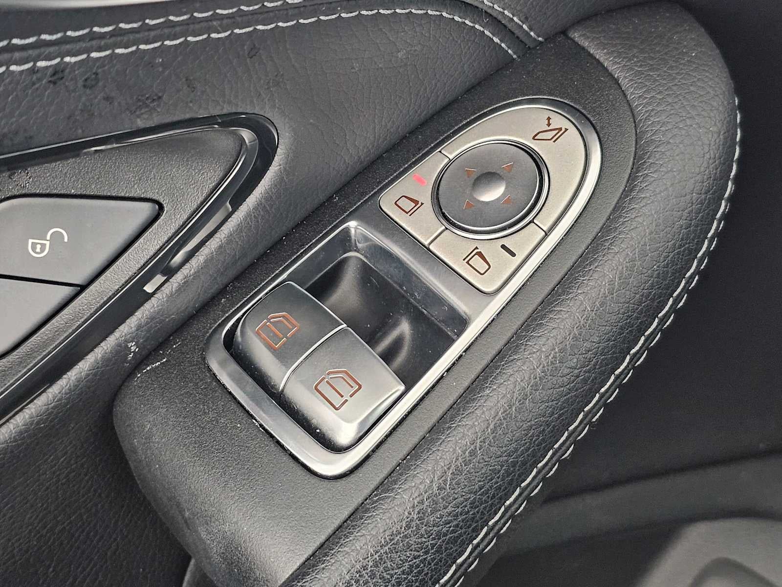 2022 Mercedes-Benz C 300 Coupe