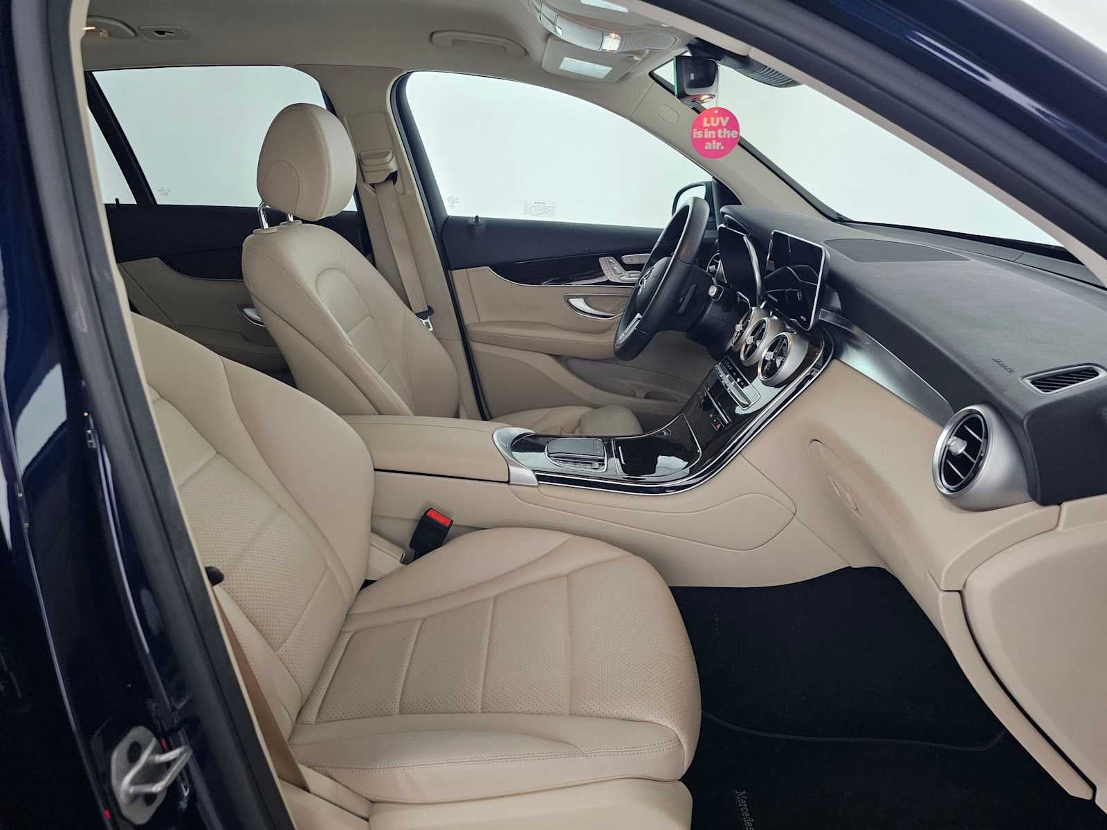 2022 Mercedes-Benz GLC 300 SUV