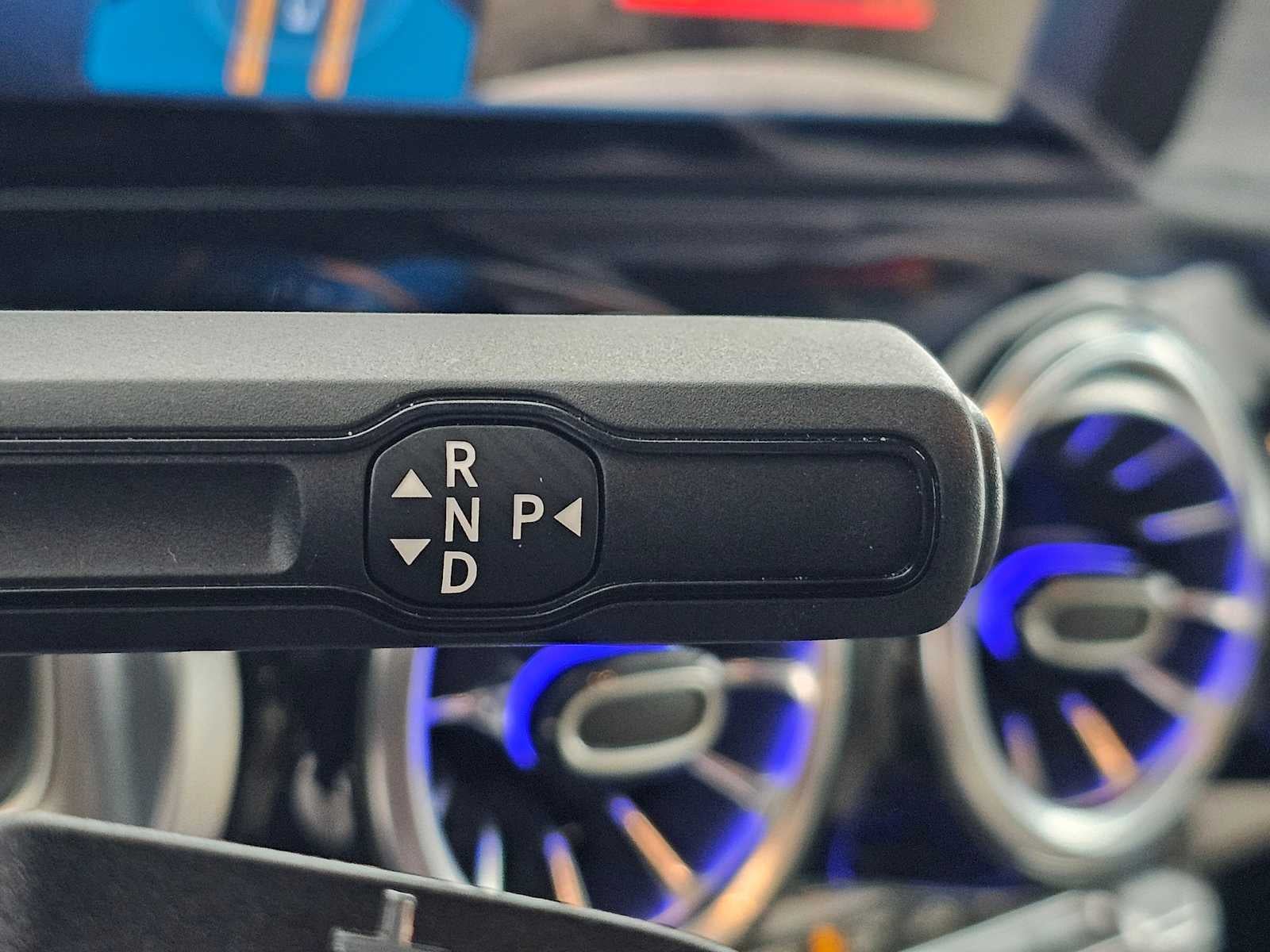 2026 Mercedes-Benz GLB 250 SUV