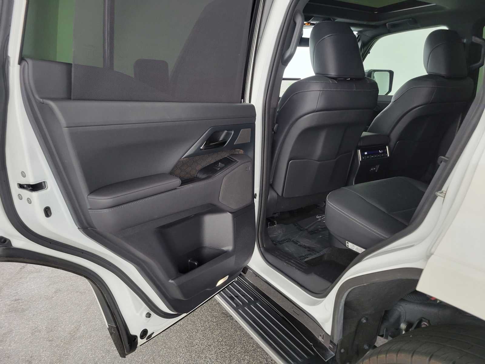 2026 Mercedes-Benz GLB 250 SUV