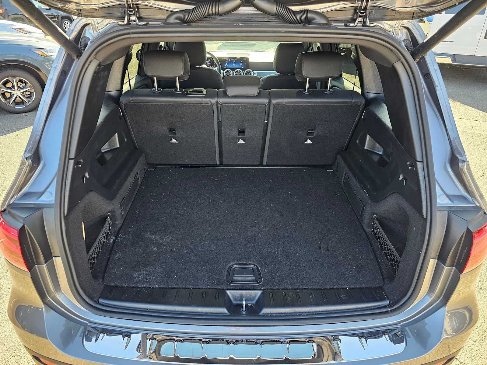 2026 Mercedes-Benz GLB 250 SUV