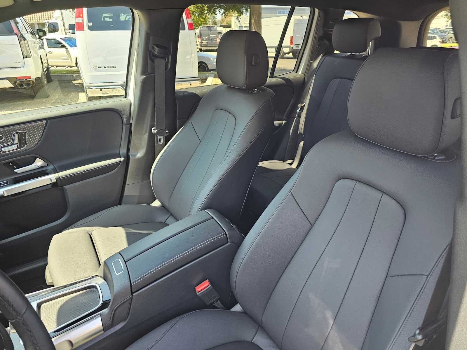 2026 Mercedes-Benz GLB 250 4MATIC® SUV