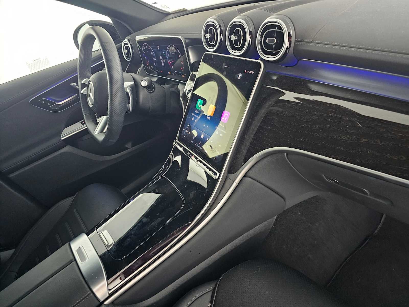 2026 Mercedes-Benz GLC 300 SUV
