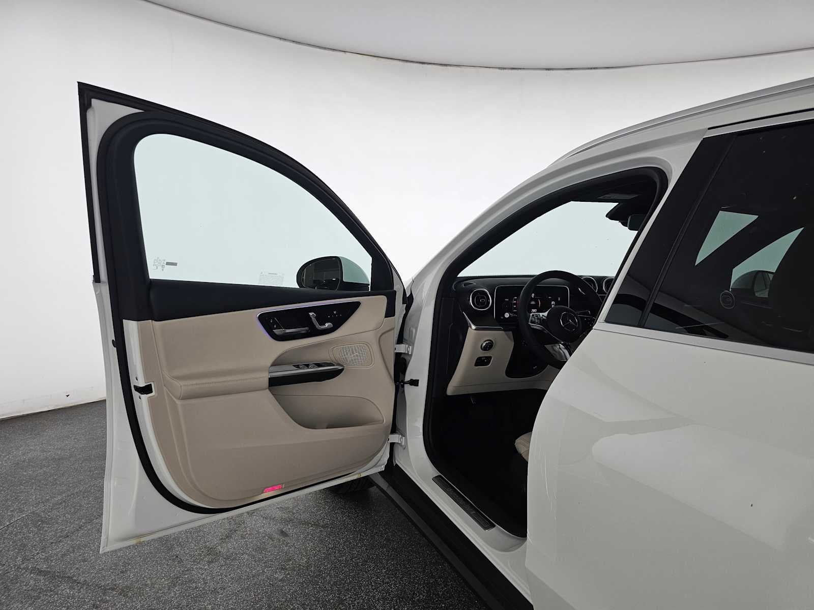 2026 Mercedes-Benz GLC 300 SUV