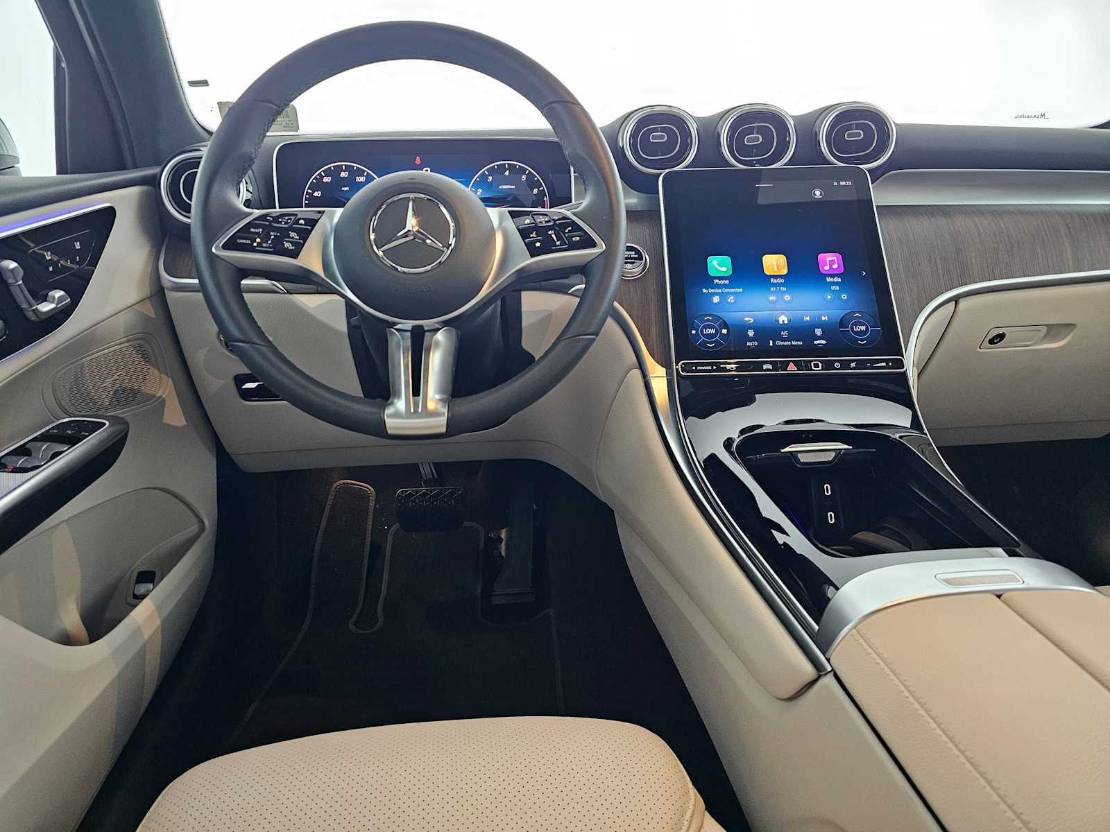 2026 Mercedes-Benz GLC 300 SUV