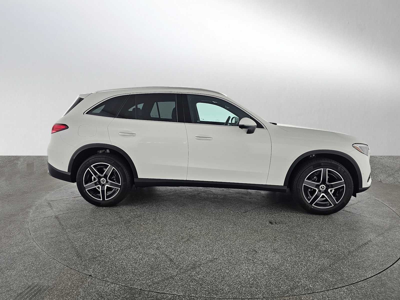 2026 Mercedes-Benz GLC 300 SUV