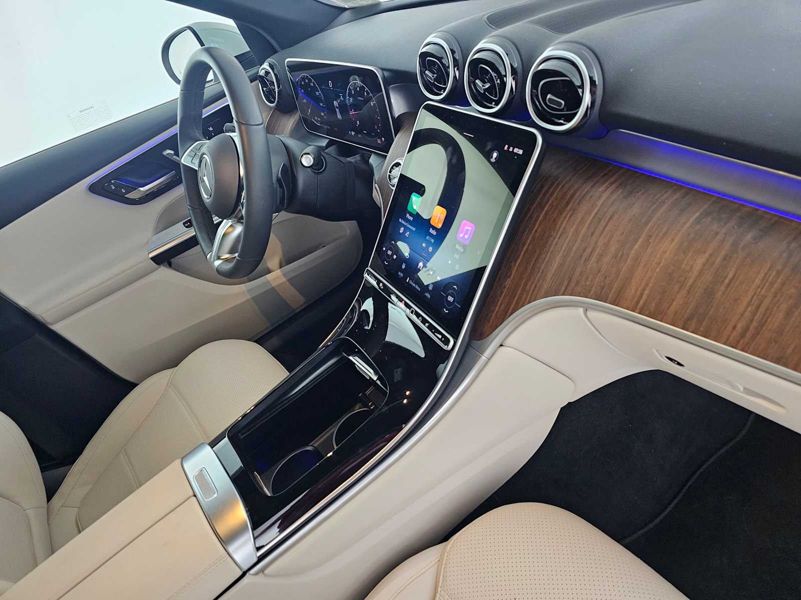 2026 Mercedes-Benz GLC 300 SUV