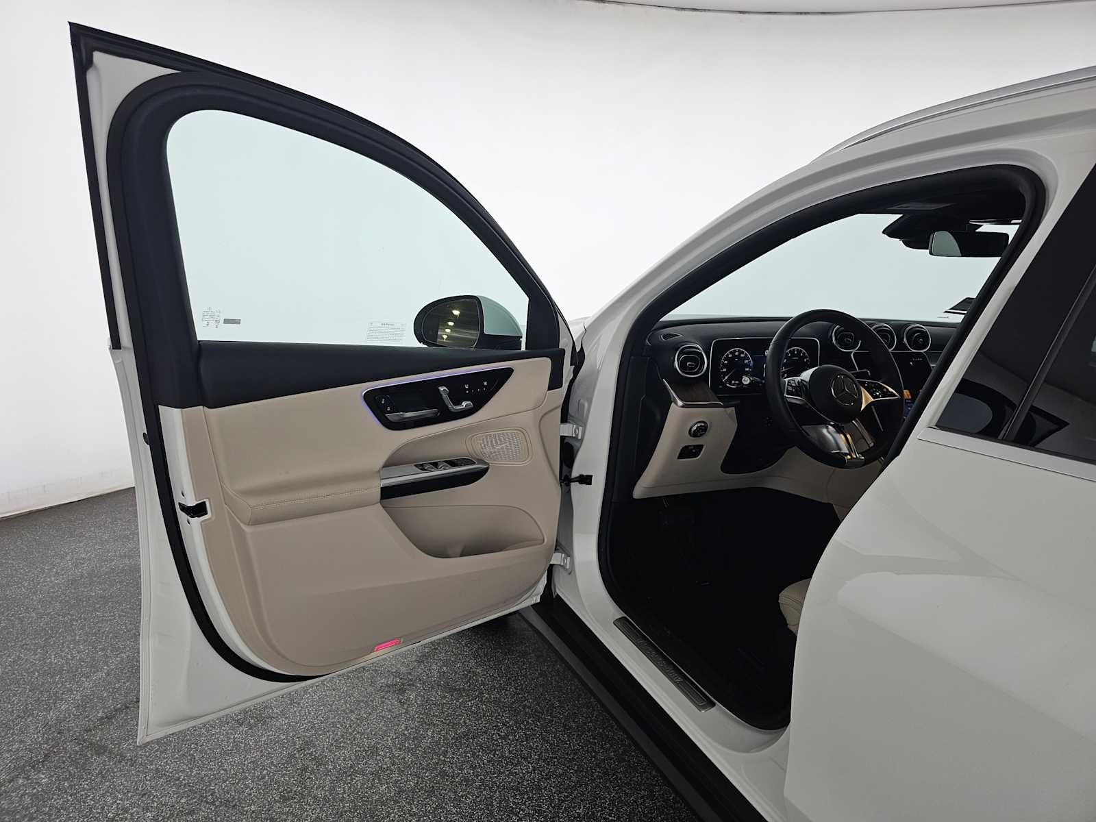 2026 Mercedes-Benz GLC 300 SUV