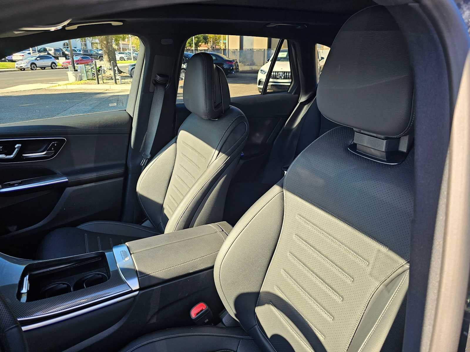 2026 Mercedes-Benz GLC 300 SUV