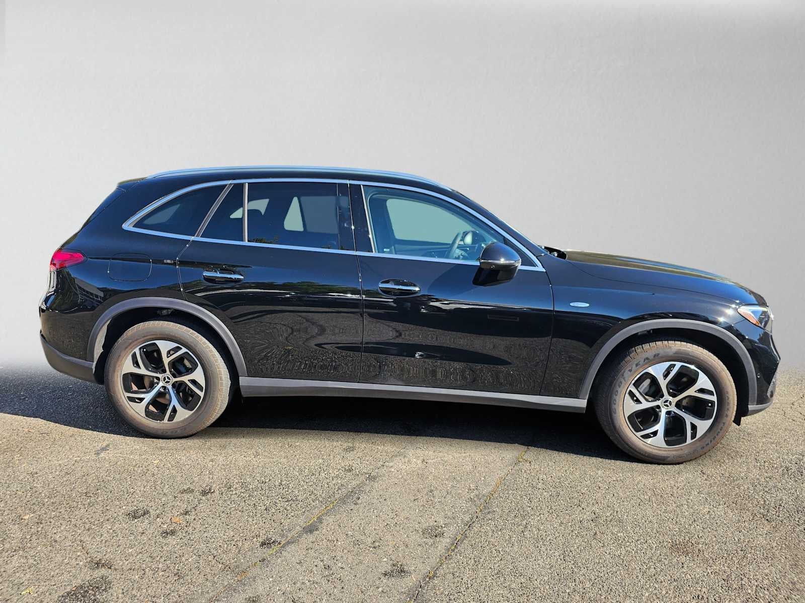 2025 Mercedes-Benz GLC 350e 4MATIC® SUV