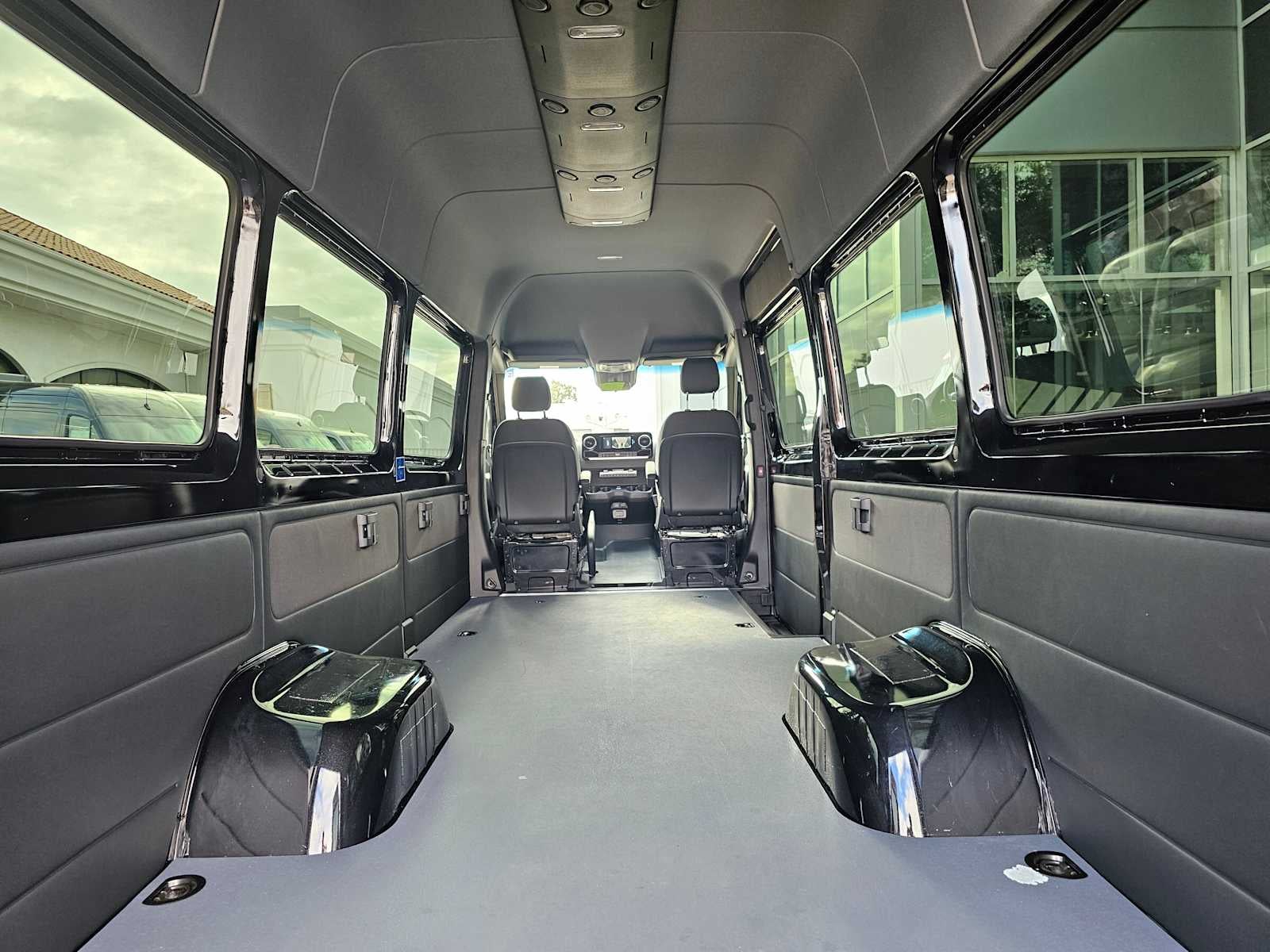 2024 Mercedes-Benz Sprinter 4500 High Roof I4 Diesel HO 170" Extended RWD